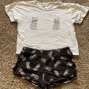 Forever 21 Women’s Pj Set